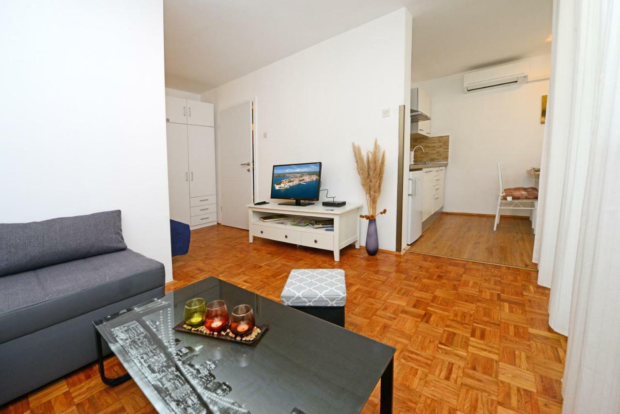 Apartment Vukovic Poreč Exterior foto